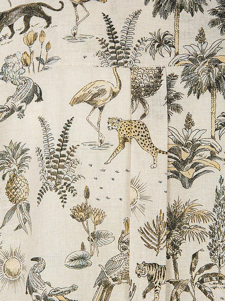 RIANI | Nombre del producto: Blusa de lino
Marca: RIANI
Color: crema
Categorías: Moda, Mujer
Etiquetas: Tallas grandes

Largo de manga: Manga larga
Material: Lino
Forma del cuello: Cuello de camisa
Diseño: Animal, Estampado
Corte (Prenda exterior): Regular
Esti | Crema