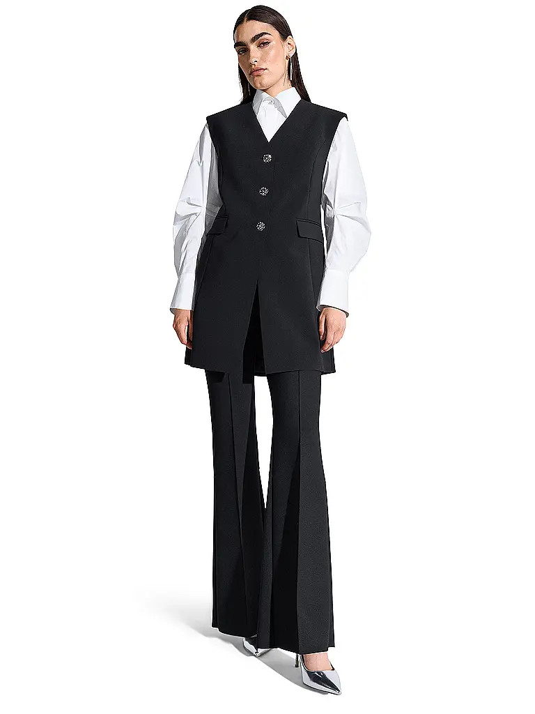 RIANI | Nombre del producto: Pantalón Flared Fit
Marca: RIANI
Color: negro
Categorías: Moda, Mujer

Material: Viscosa, Poliéster / Poliamida, Stretch
Estampado: Liso
Largo (Pantalones/Jeans): Largo normal
Estilo: Pure
Altura de la cintura: Tiro medio | Negro