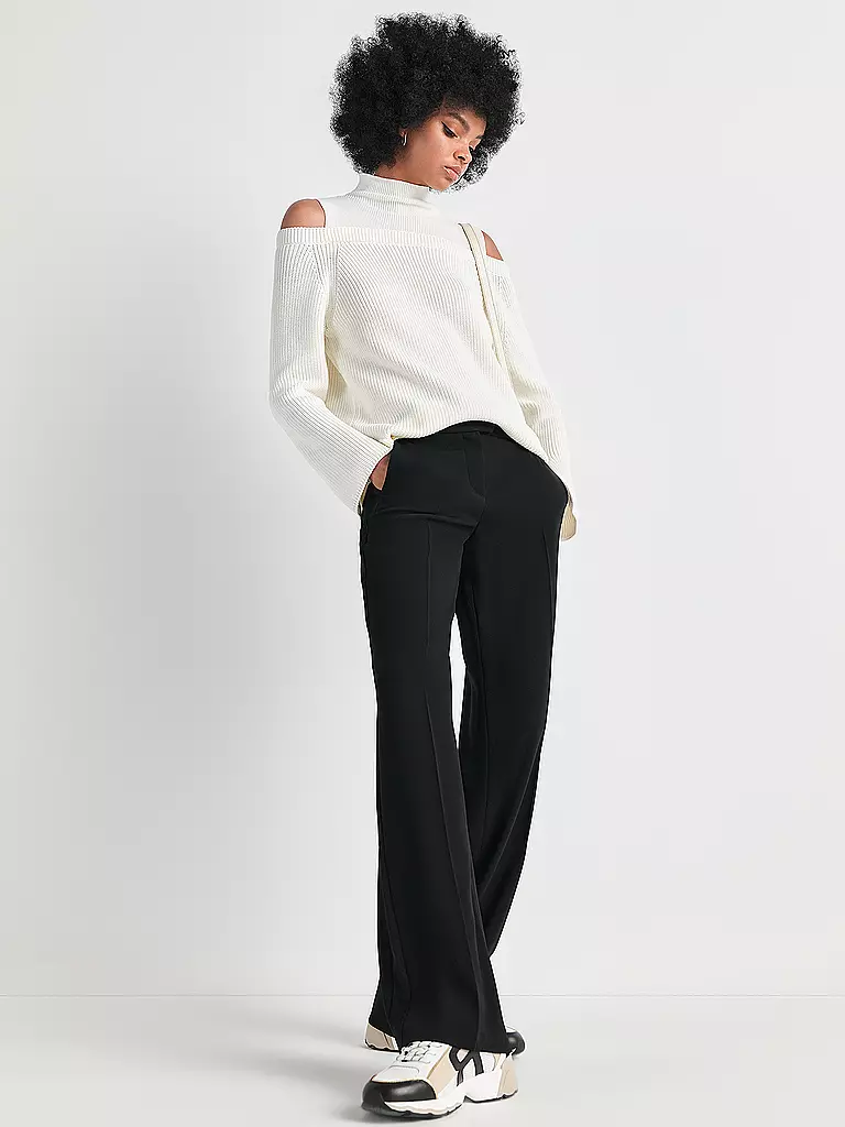 RIANI | Pantalón Bootcut Fit | Negro