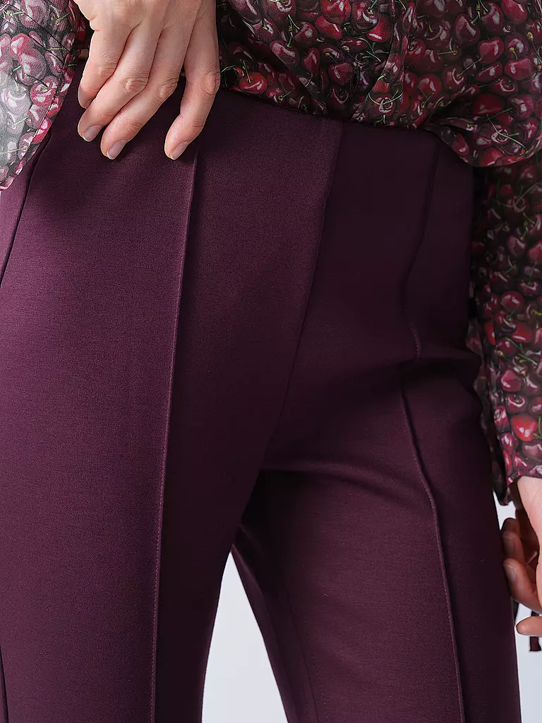 RIANI | Pantalón Bootcut Fit | 