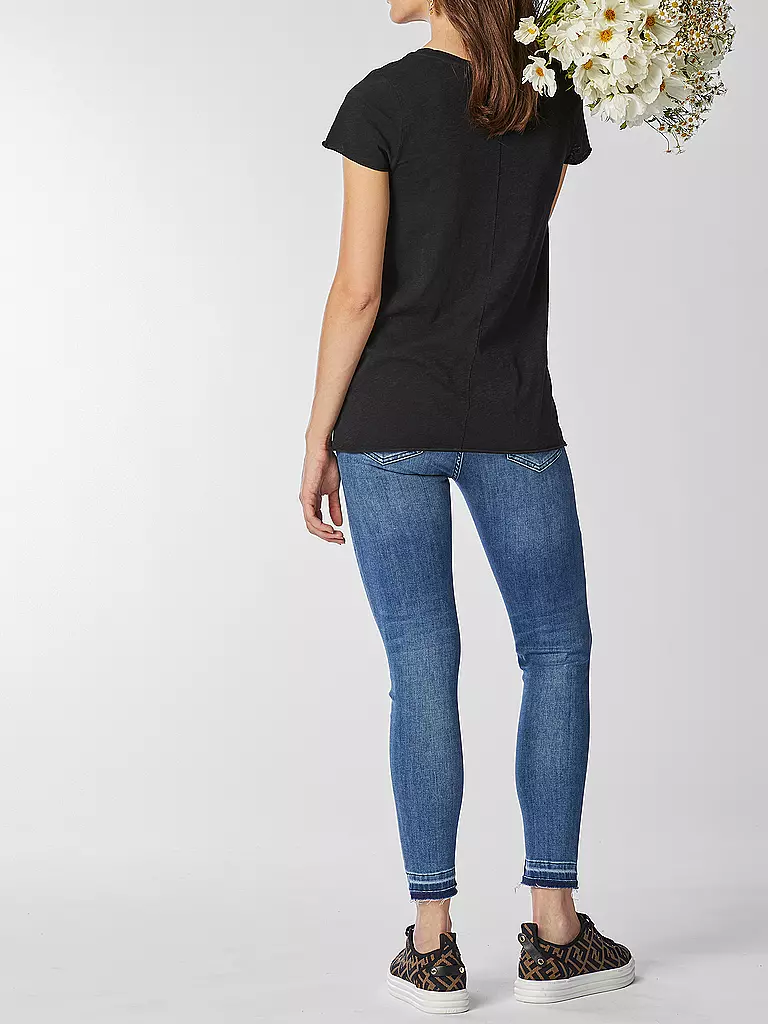RICH & ROYAL | Camiseta | Negro