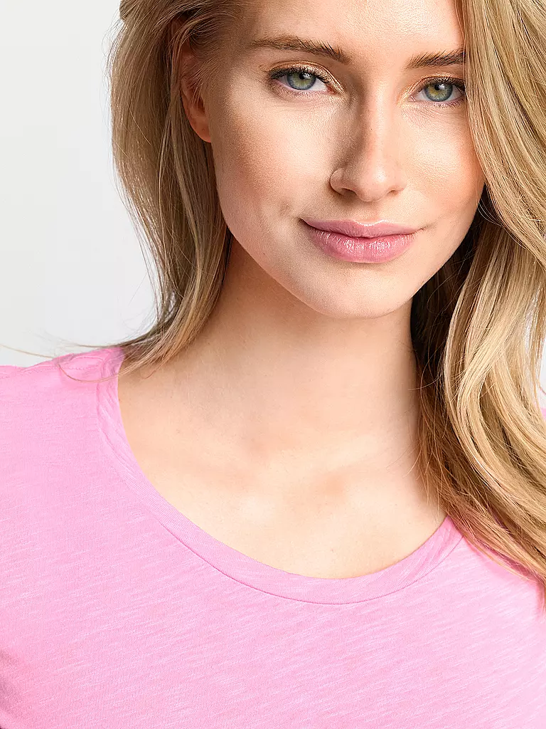 RICH & ROYAL | T-Shirt | Rosa