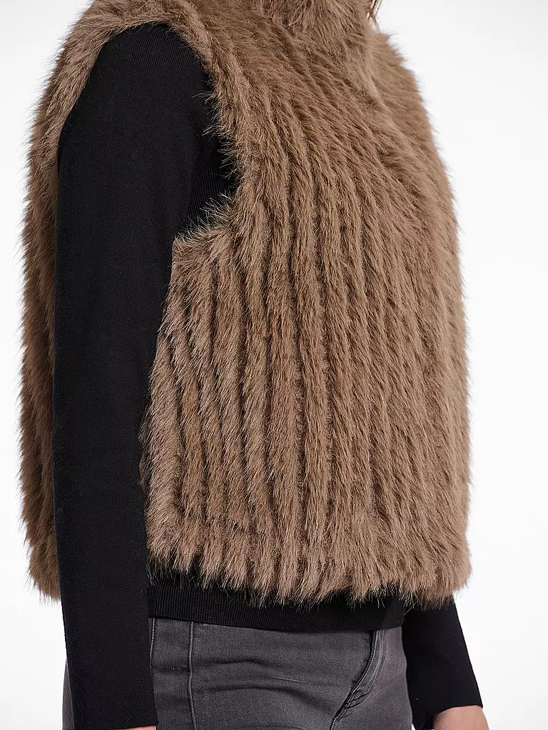 RINO&PELLE | Chaleco con aspecto de piel DAVA | camel