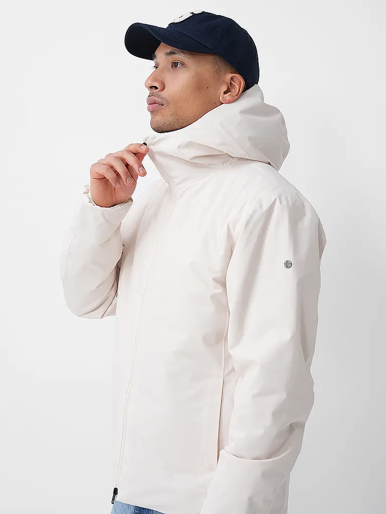 SCANDINAVIAN EDITION | 7758171 | 