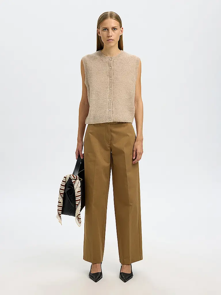 SELECTED FEMME | Gilet SLFLULU
Marca: SELECTED FEMME
Color: crema
Categorías: Moda,Damen

Largo de la manga: sin mangas
Escote: Cuello redondo
Material: Lana,Stretch
Diseño: Liso
Corte (Prenda exterior): Regular | Crema