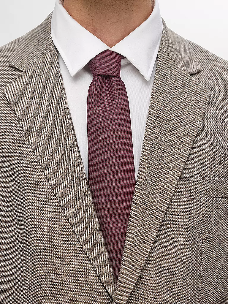 SELECTED | Corbata SLHPETER | 