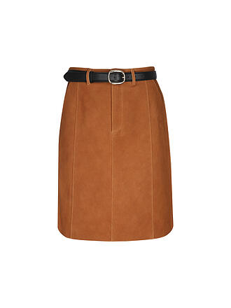 SELF-PORTRAIT | Falda de cuero