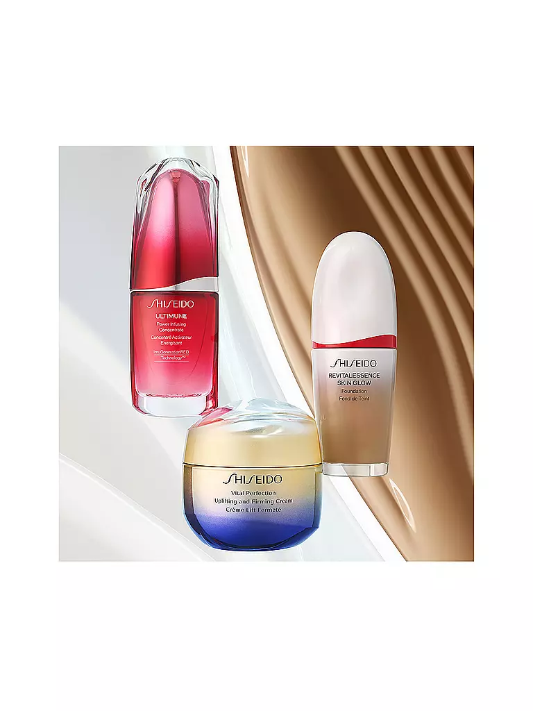 SHISEIDO | REVITALESSENCE Skin Glow Foundation SPF30 PA+++ (330 Bamboo) | 
