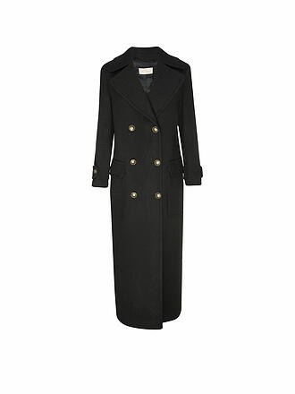 SILVIA SCHNEIDER | Abrigo