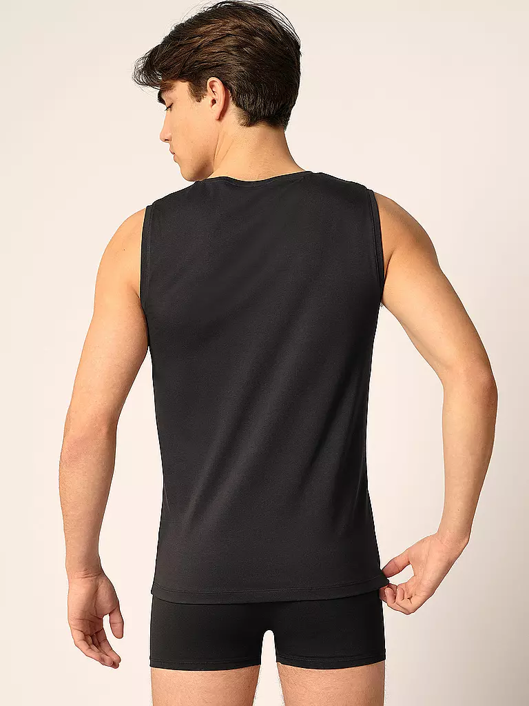 SKINY | Camiseta negra | 