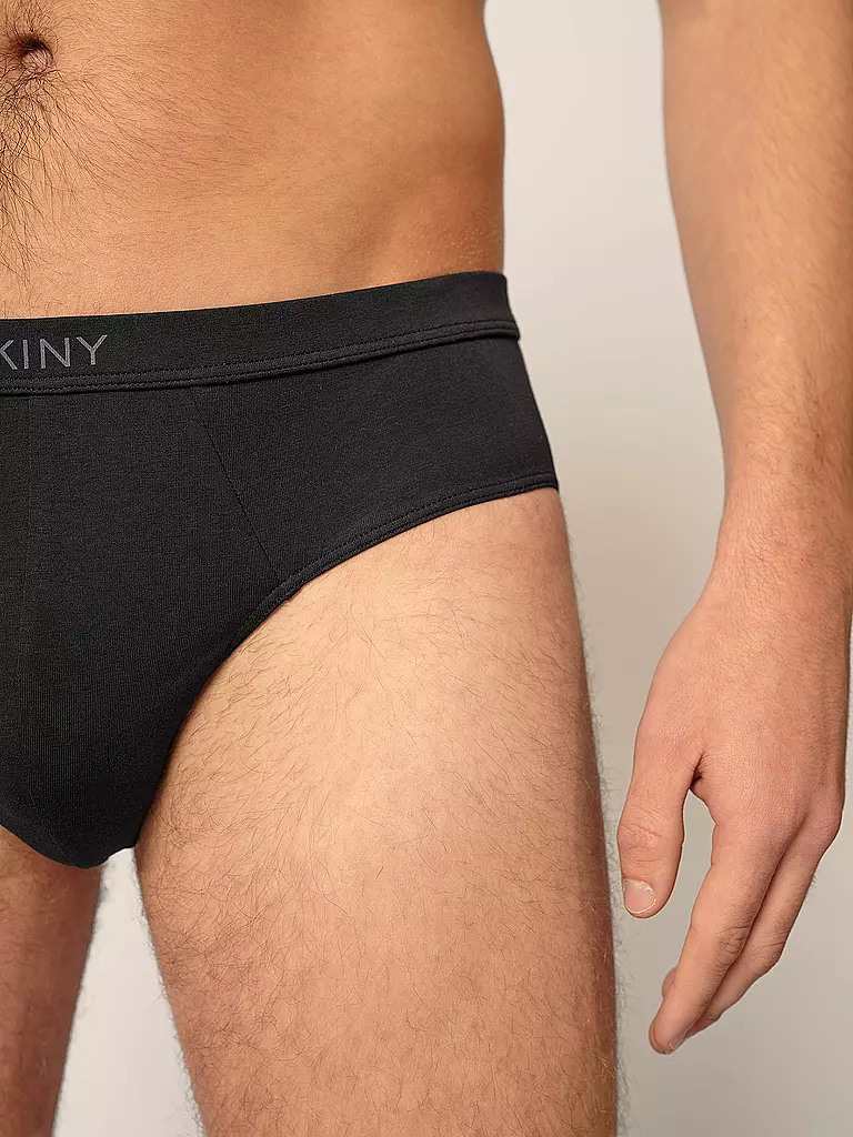 SKINY | Slip negro | Negro