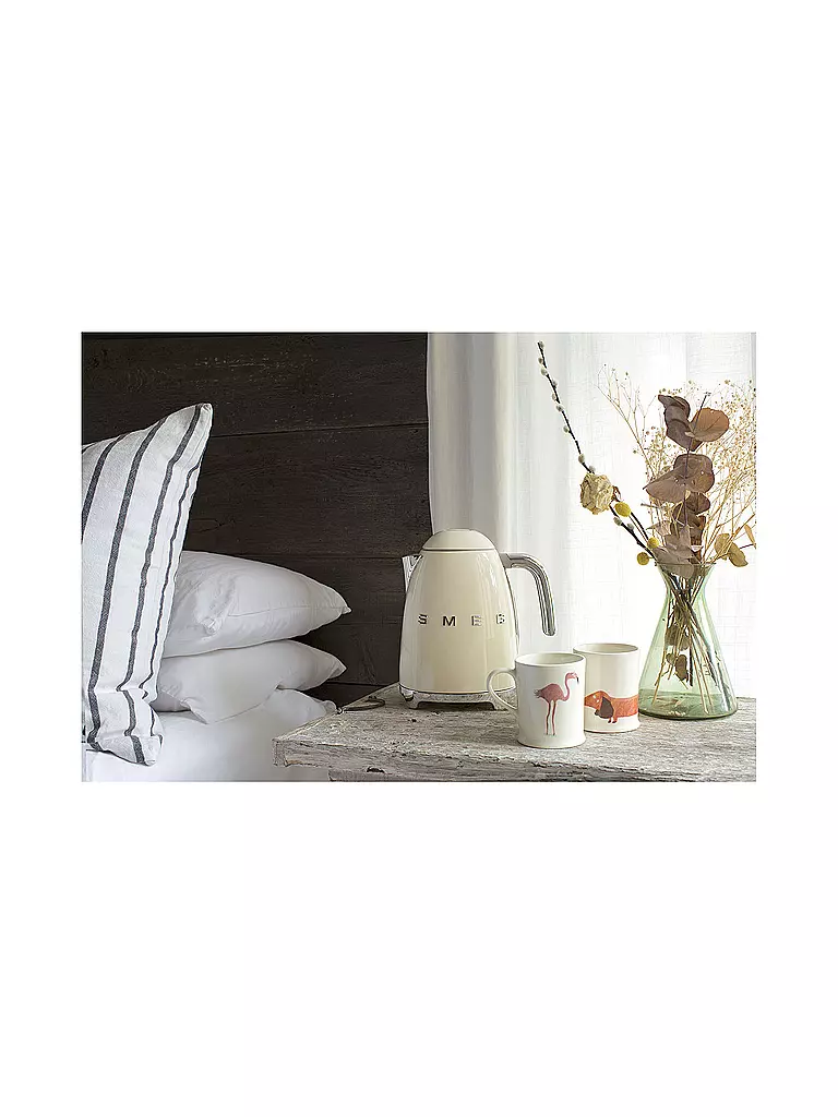 SMEG | Hervidor de agua estilo retro años 50 1,7 l crema KLF03CREU | 