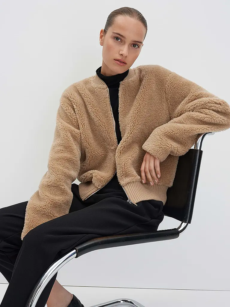 SOMEDAY | Chaqueta con aspecto de piel UFURRY | Marrón claro