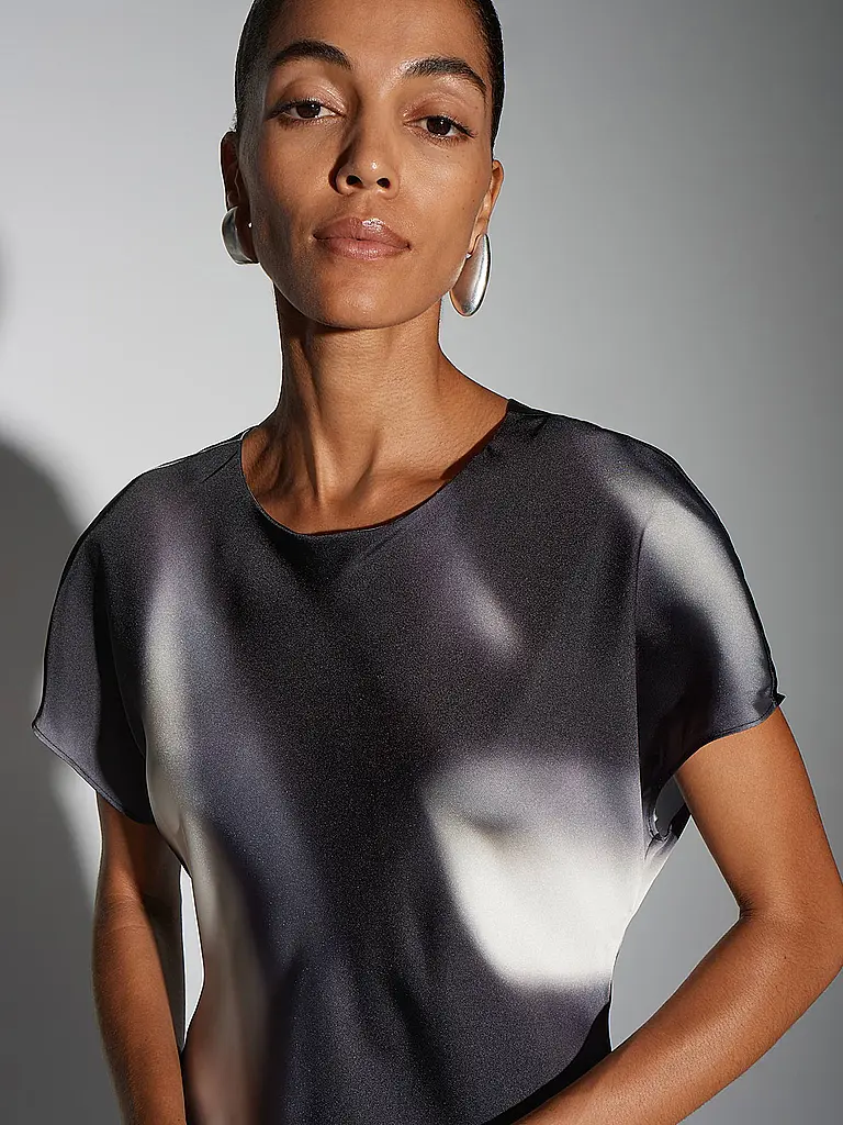 SOMEDAY | Midikleid QUIMMA | Negro