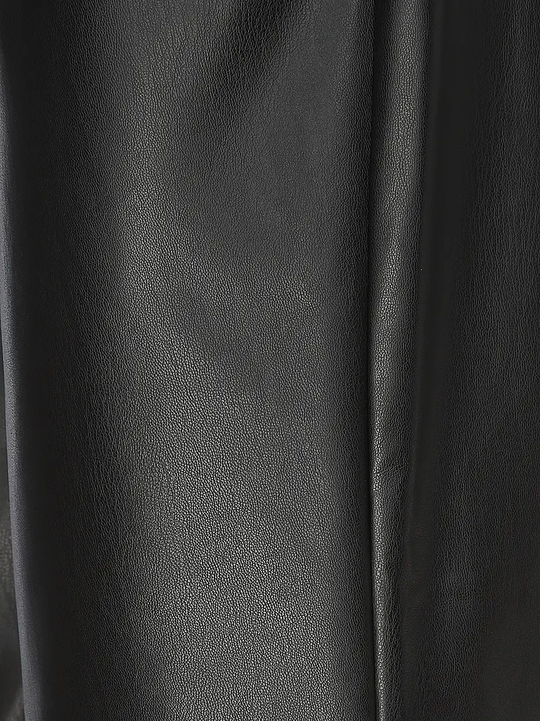 SOMEDAY | Pantalón de efecto cuero CARILE | Negro