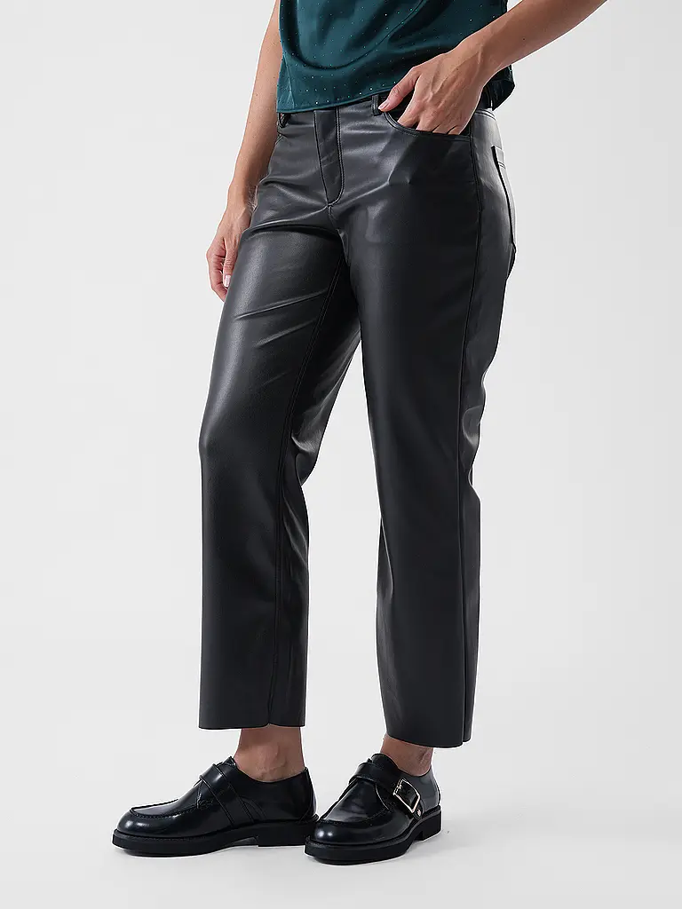 SOMEDAY | Pantalón de efecto cuero CARILE | Negro