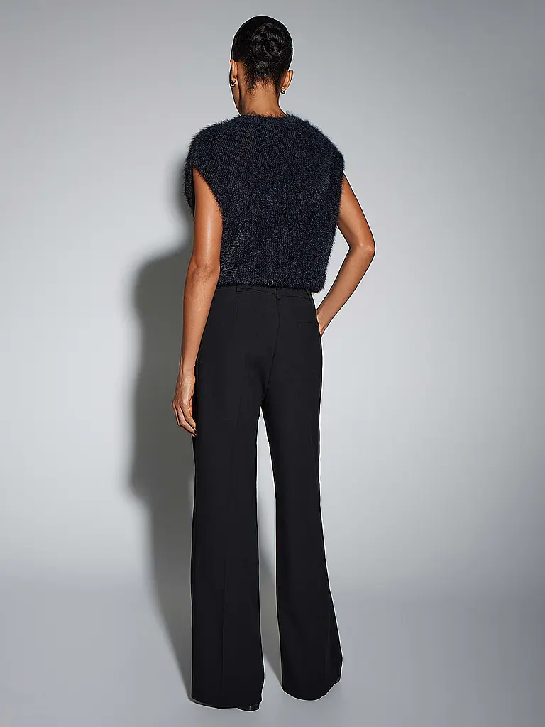 SOMEDAY | Produktname: Marlenehose CATSBY DELIGHT
Marke: SOMEDAY
Farbe: schwarz
Kategorien: Mode,Damen

Material: Polyester / Polyamid,Viskose ,Stretch
Musterung: Unifarben
Länge (Hosen/Jeans): Normale Länge
Stil: Pure
Bundhöhe: High Waist
Details: Eingrifftasch | 