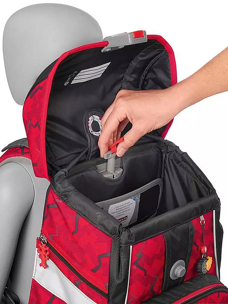 STEP BY STEP | Set de mochila escolar 2en1 Plus Monster Trucker Rocky |