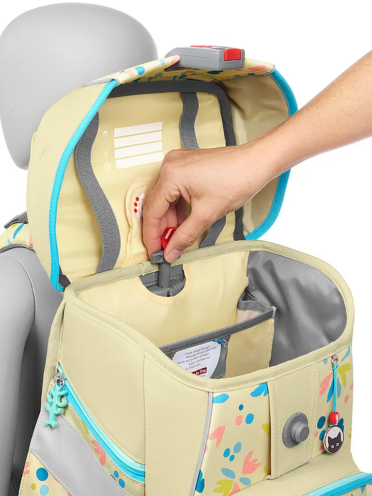 STEP BY STEP | Set de Mochila Escolar 5 piezas SPACE Cat Lilly | Crema