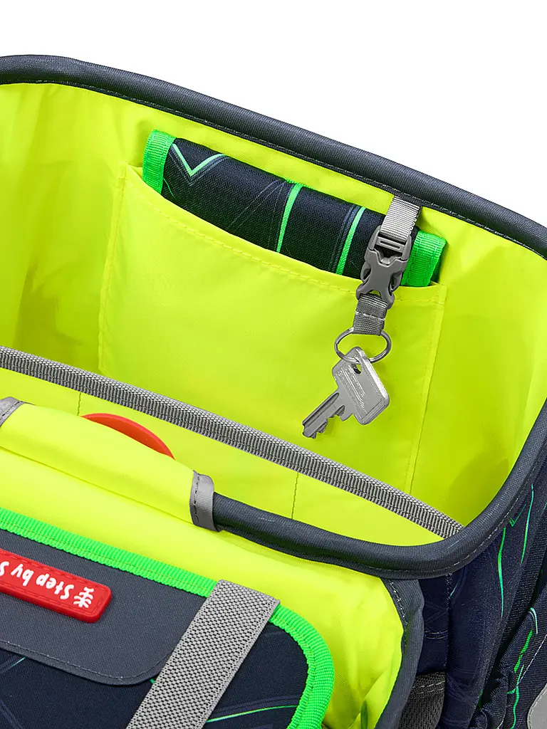 STEP BY STEP | Set de mochila escolar GIANT de 5 piezas Ninja Kimo | 