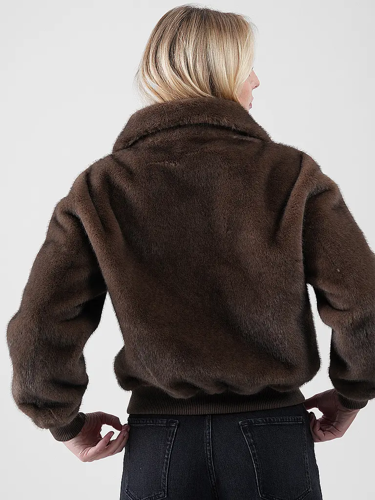 STUDIO AR | Chaqueta de imitación de piel SELENA | 