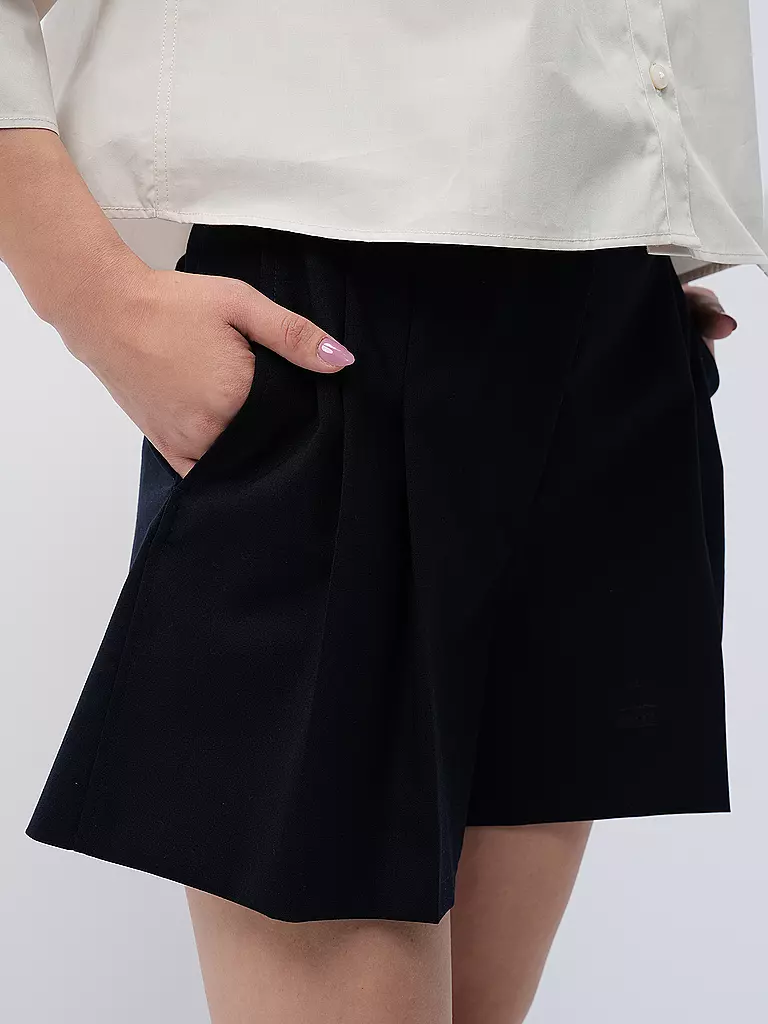 TIGER OF SWEDEN | Shorts MIIDA |