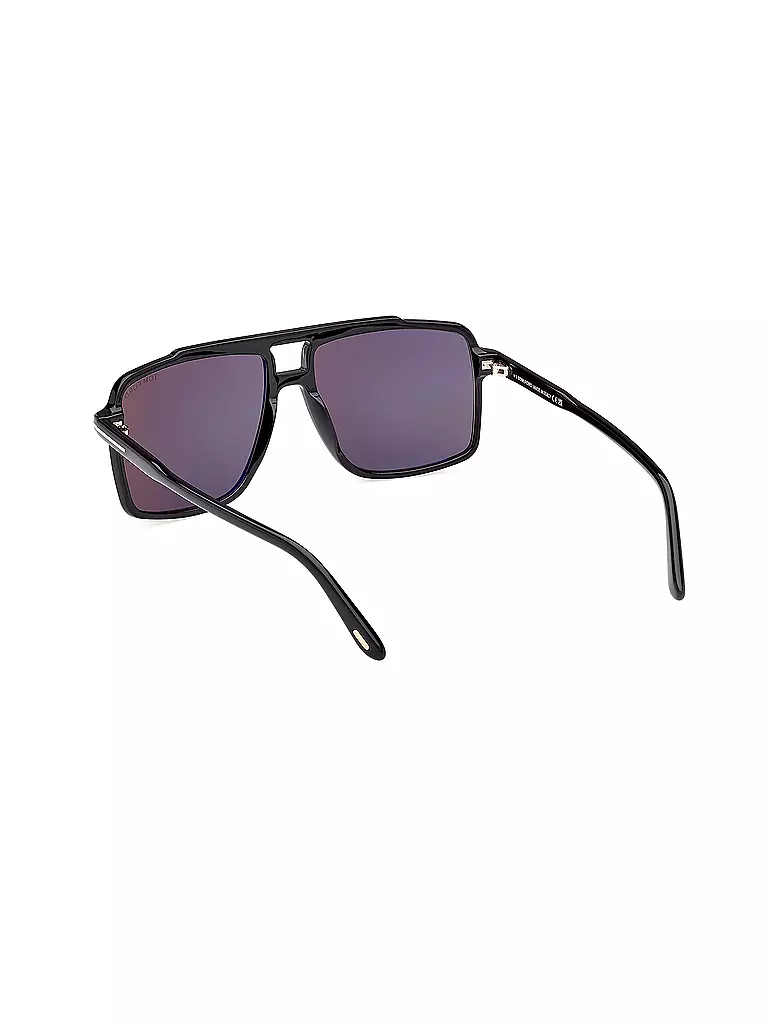 TOM FORD | Gafas de sol FT1177/59
Marca: TOM FORD
Color: negro
Categorías: Moda, Hombre
Material: Plástico |