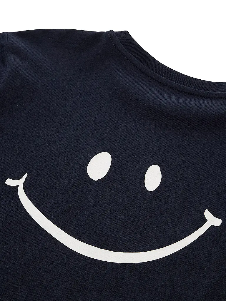 TOM TAILOR | Camiseta de manga larga para niño
Marca: TOM TAILOR
Color: azul oscuro
Categorías: Moda, Niños, Niños

Longitud de la manga: Manga larga
Escote: Cuello redondo
Material: Jersey, Algodón
Diseño: Estampado
Corte (Prenda exterior): Regular
Estilo: Casu | 