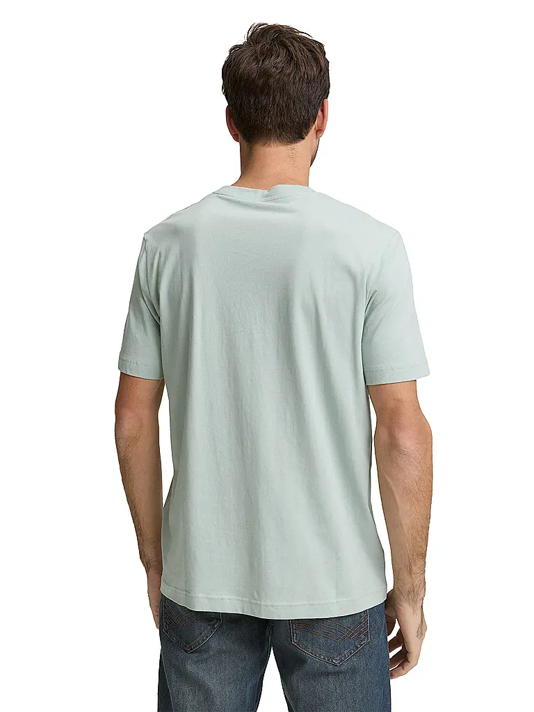 TOM TAILOR | Nombre del producto: Camiseta
Marca: TOM TAILOR
Color: verde
Categorías: Moda, Hombre

Largo de manga: Manga corta
Cuello: Cuello redondo
Material: Jersey, Algodón
Diseño: Logo
Corte (Prenda superior): Regular | Verde