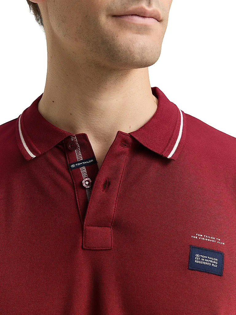 TOM TAILOR | Poloshirt
Marca: TOM TAILOR
Color: rojo
Categorías: Moda, Hombre
Largo de manga: Manga larga
Material: Algodón, Elástico
Forma del cuello: Cuello polo
Diseño: Liso
Corte (Prenda superior): Regular
Estilo: Casual
Detalles: Logo |