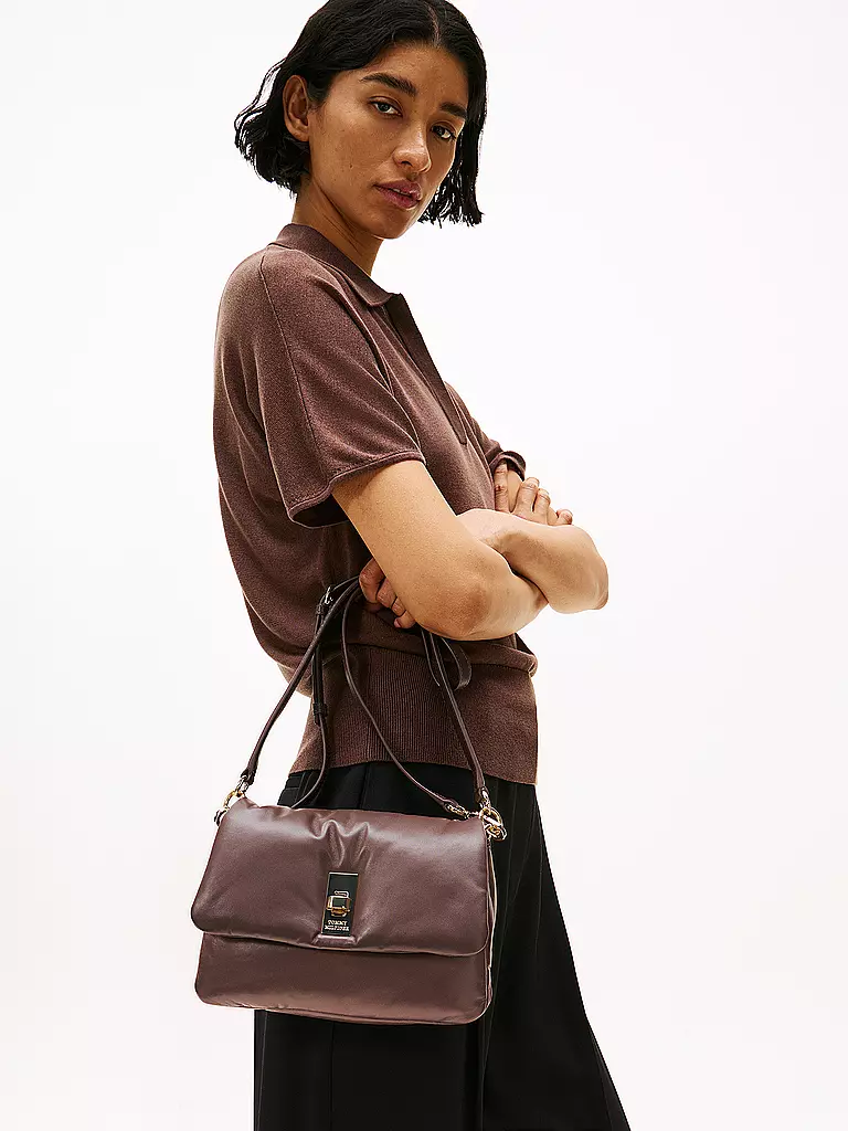 TOMMY HILFIGER | Bolso de mano | Marrón
