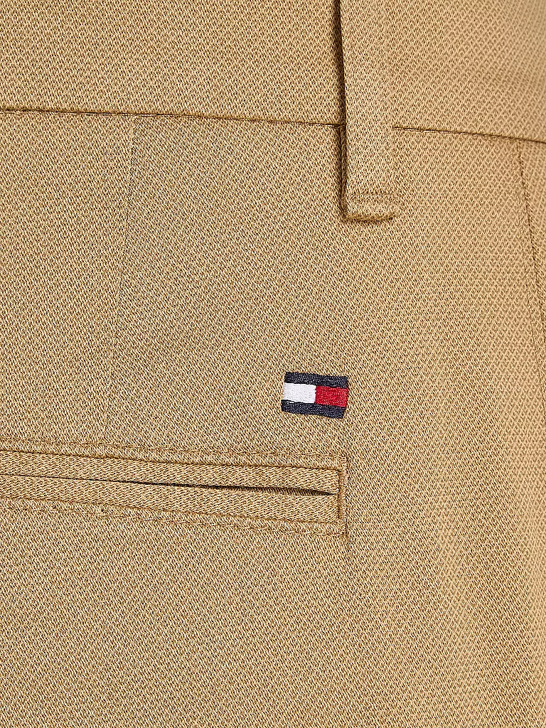 TOMMY HILFIGER | Chino Straight Fit DENTON | Marrón claro
