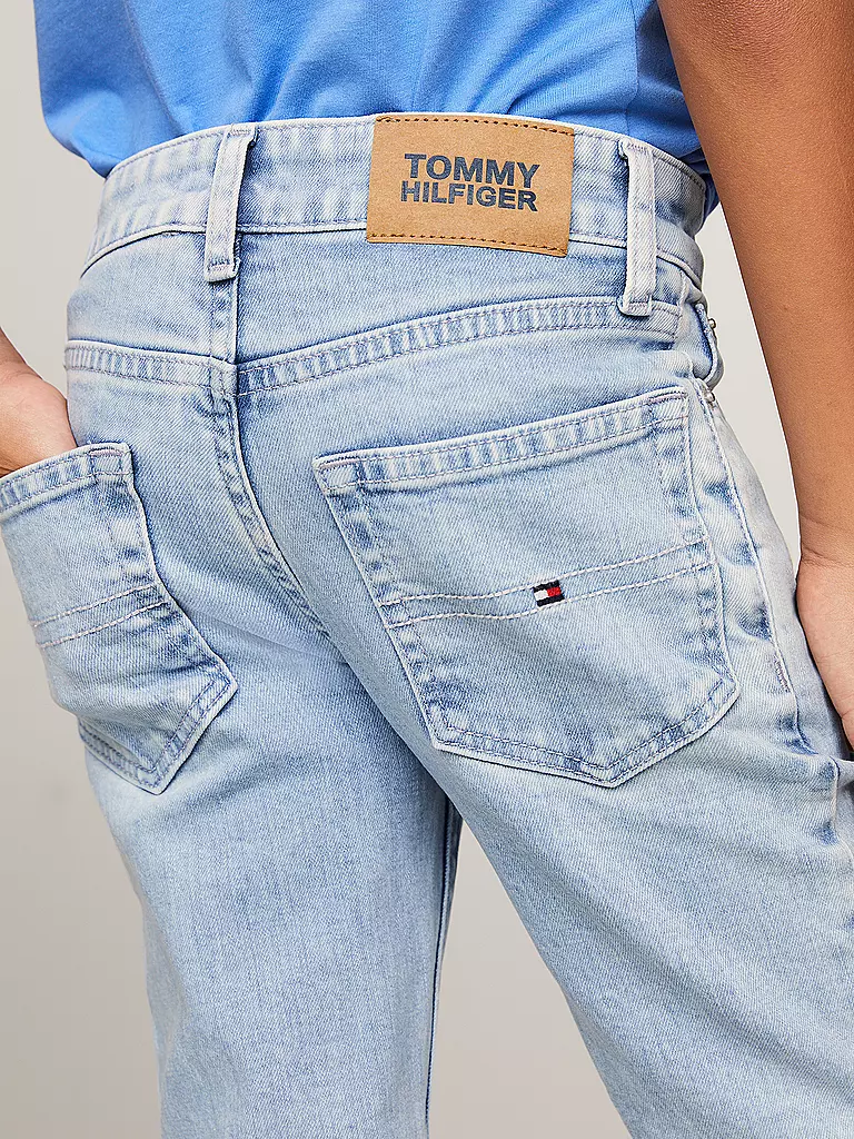 TOMMY HILFIGER | Jungen Jeansshorts  | Azul claro