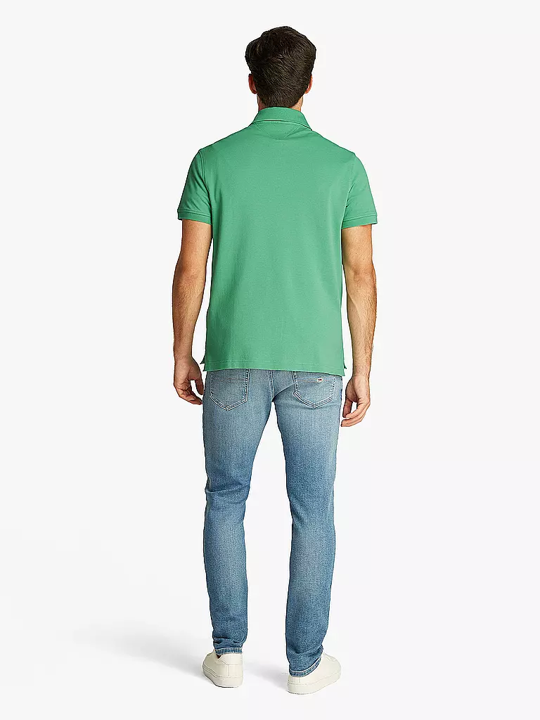 TOMMY HILFIGER | Polo de corte regular | grün