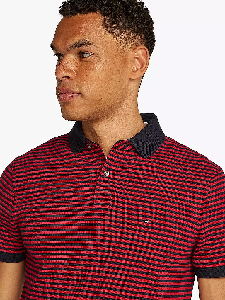 TOMMY HILFIGER | Poloshirt de corte estándar | rot