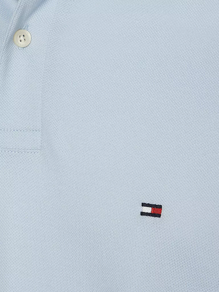 TOMMY HILFIGER | Poloshirt Regular Fit

Marca: TOMMY HILFIGER
Color: celeste
Categorías: Moda, Hombre

Longitud de la manga: Manga corta
Material: Algodón, Elástico
Forma del cuello: Cuello polo
Corte (Prenda superior): Regular
Estilo: Casual | Azul claro