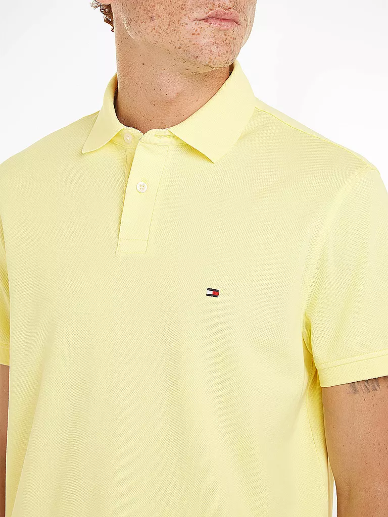 TOMMY HILFIGER | Poloshirt Regular Fit | Amarillo