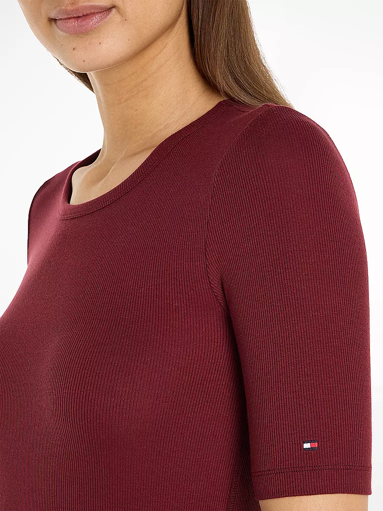 TOMMY HILFIGER | T-Shirt | Rojo oscuro