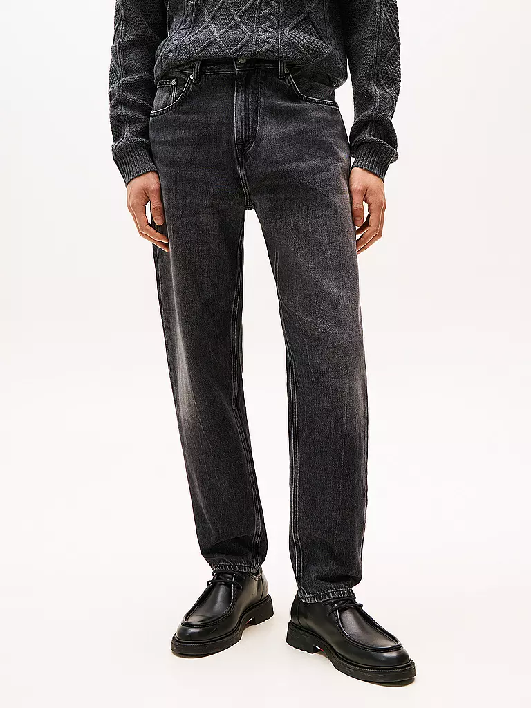 TOMMY HILFIGER | Vaqueros corte cónico | 