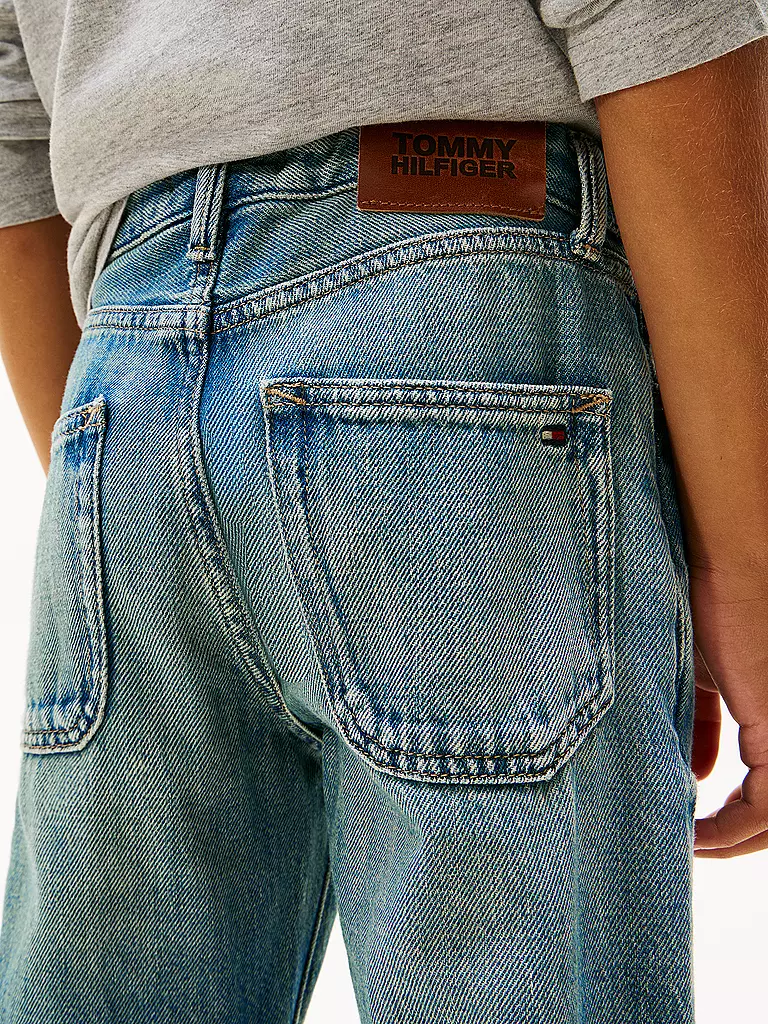 TOMMY HILFIGER | Vaqueros Regular Fit para niño | 