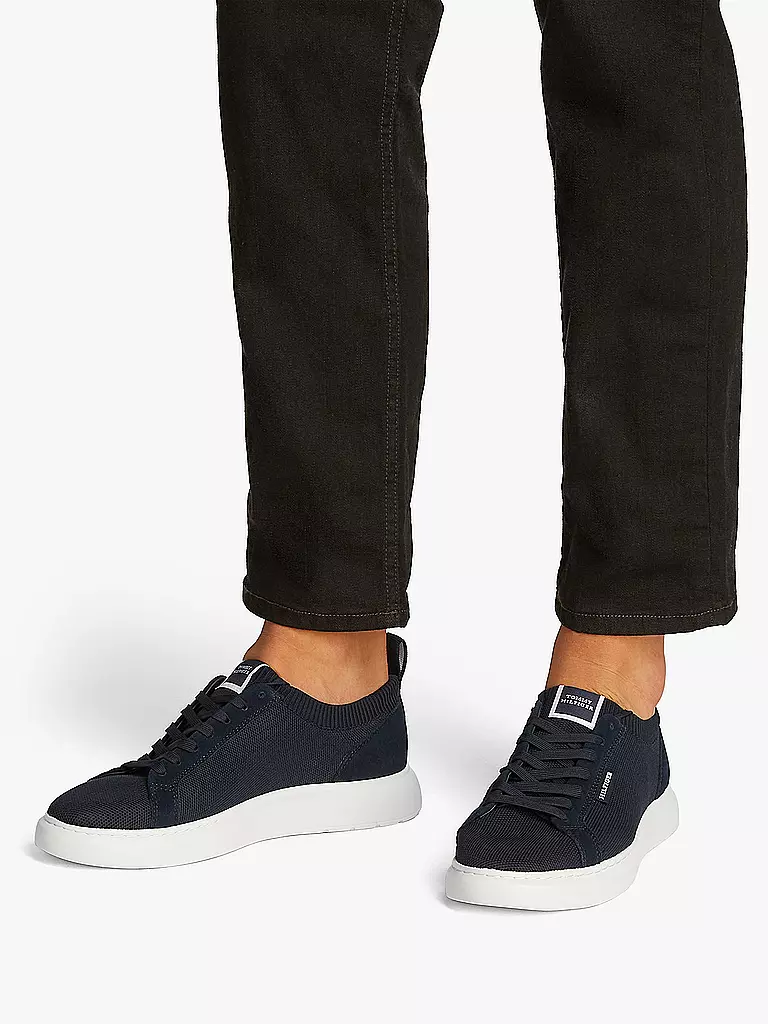 TOMMY HILFIGER | Zapatillas de deporte | Azul oscuro