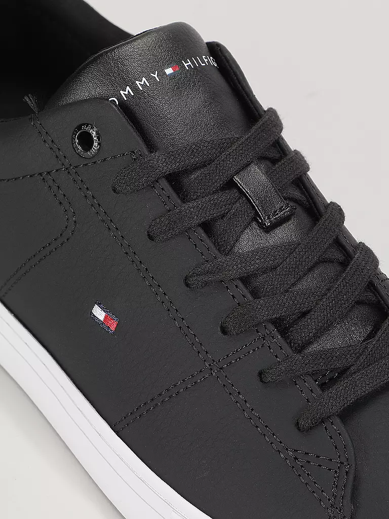 TOMMY HILFIGER | Zapatillas | Negro