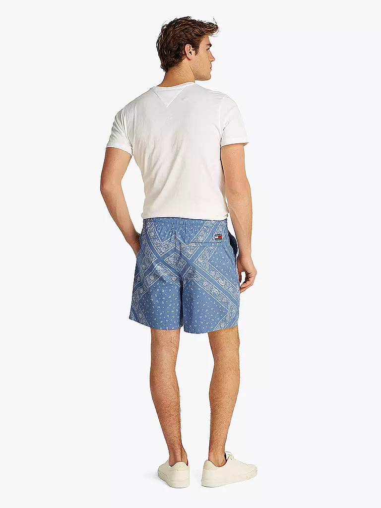 TOMMY JEANS | Badeshorts
Marca: TOMMY JEANS
Color: azul claro
Categorías: Moda,Hombre

Material: Algodón
Estampado: Paisley,Estampado
Largo (pantalones/jeans): Shorts
Estilo: Young Fashion
Altura de la cintura: Tiro medio
Detalles: Bolsillos laterales,Cordón | 
