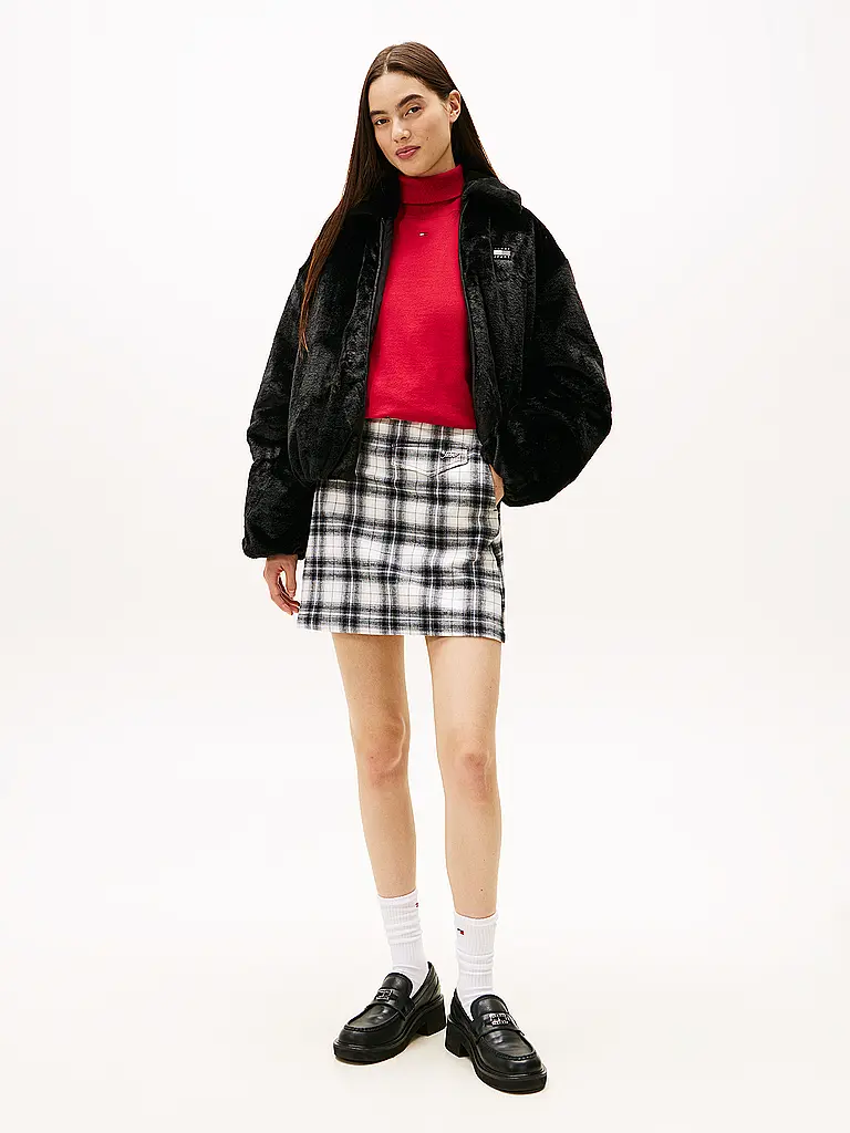 TOMMY JEANS | Blusón de efecto piel | Negro