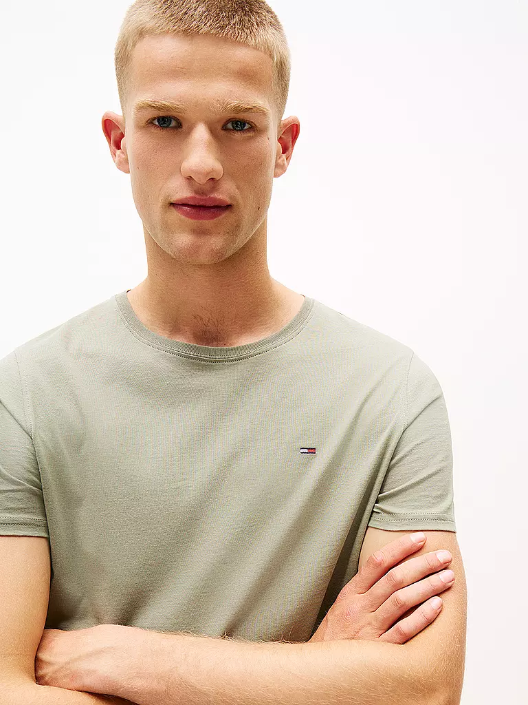 TOMMY JEANS | Camiseta Slim Fit | olive