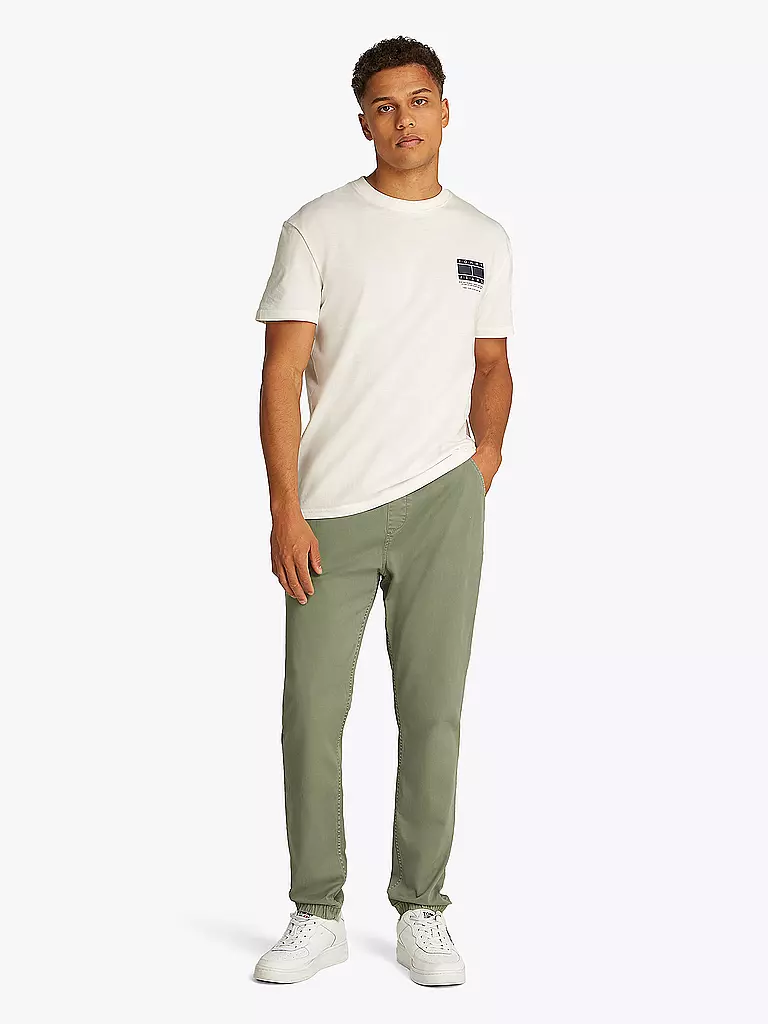 TOMMY JEANS | Chino AUSTIN | Oliva