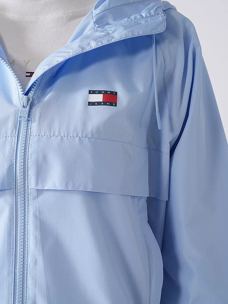 TOMMY JEANS | Cortavientos | Azul claro