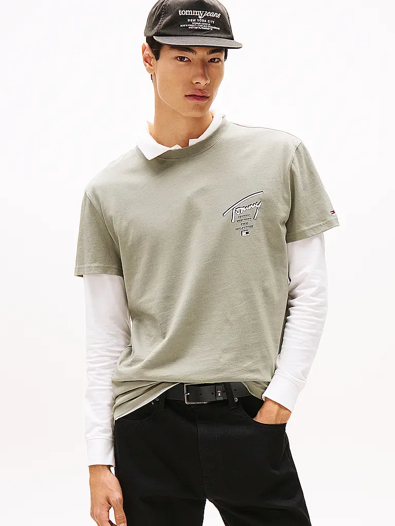 TOMMY JEANS | Nombre del producto: Camiseta | Oliva