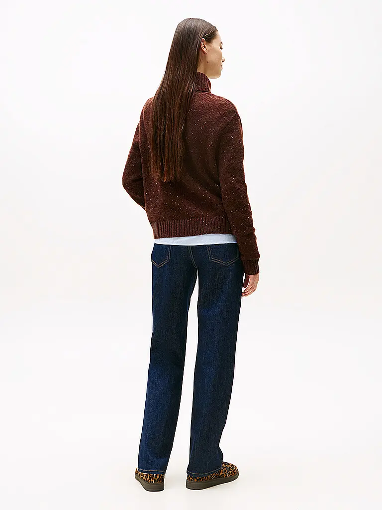 TOMMY JEANS | Rollkragenpullover | Marrón