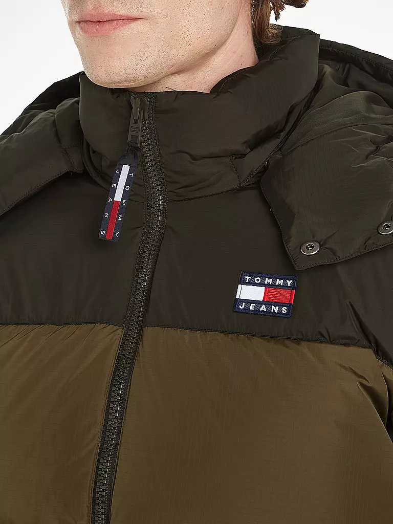 TOMMY JEANS | Steppjacke | Oliva